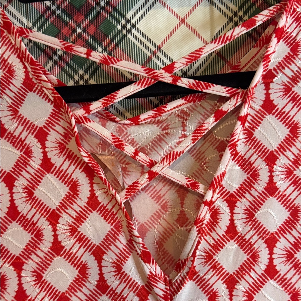 Amana Red and White Patterned Tank Top - Picture 4 of 6
